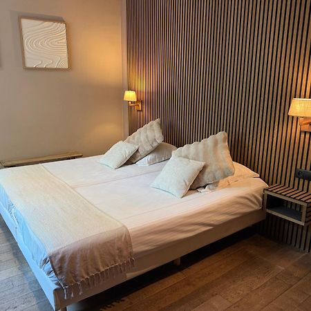 Hotel Giorgi Et Logements Insolites-Jacuzzi Prive Bastogne Ngoại thất bức ảnh