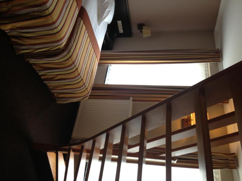 Hotel Giorgi Et Logements Insolites-Jacuzzi Prive Bastogne Ngoại thất bức ảnh
